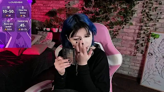 Ashley Veil online show from February 5, 8:45 pm