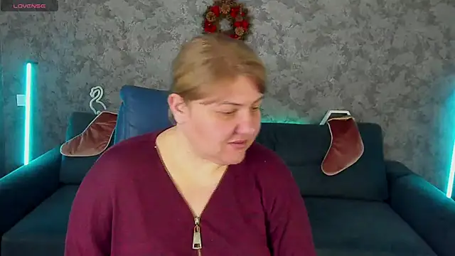 EmmaKanee online show from January 12, 8:19 am