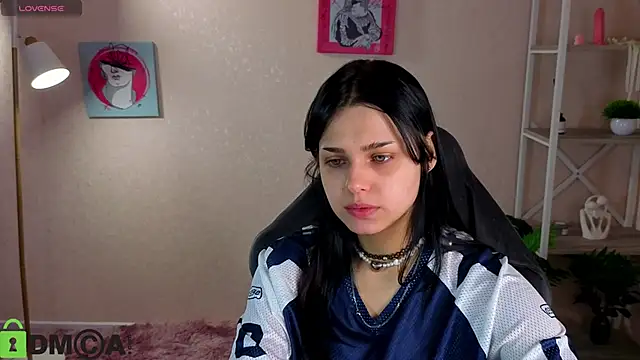 Leslie Wholsh online show from February 23, 9:42 am