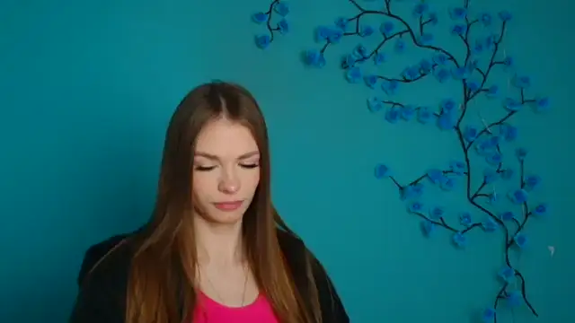 Lina Loveuu online show from February 17, 6:35 am