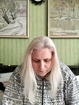 NyushaLollipop online show from April 27, 9:50 am