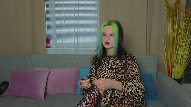 ToxicKittyy online show from February 5, 2:53 pm