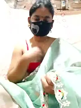 Hot Sweeti online show from February 13, 6:20 pm