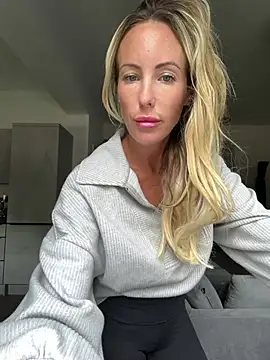 Daisyprin online show from June 30, 12:04 pm