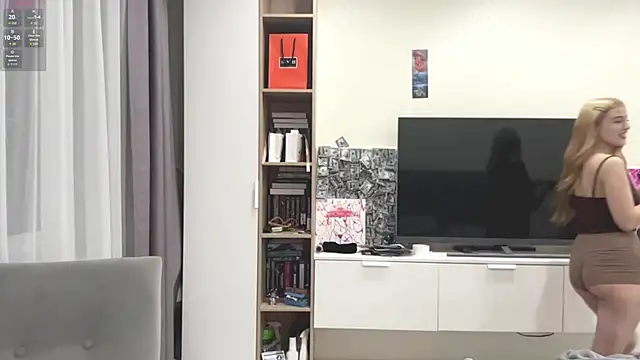 VeoraMuse online show from February 21, 4:19 pm