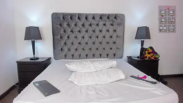 Kiri Black  online show from March 5, 4:08 am