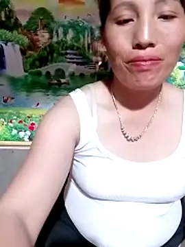 Gummiesu online show from April 13, 9:43 am