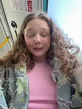 outside rosy online show from April 29, 5:30 pm