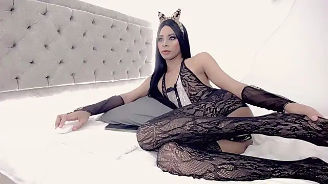 sharol ferrer 23 online show from March 29, 11:37 pm