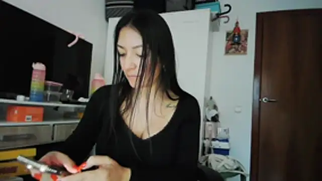 Yulian Milf online show from February 9, 5:04 pm