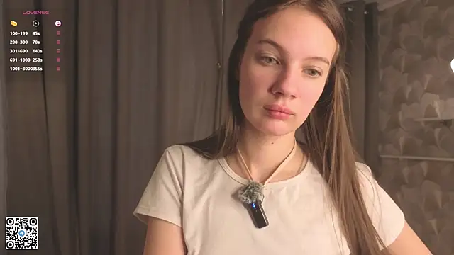 ShaeHeeter online show from February 19, 4:23 am