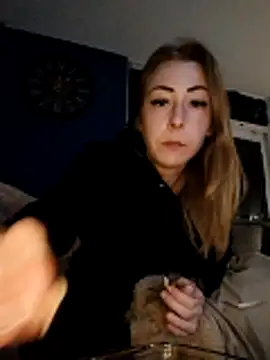 dewimp1 online show from March 6, 10:05 pm