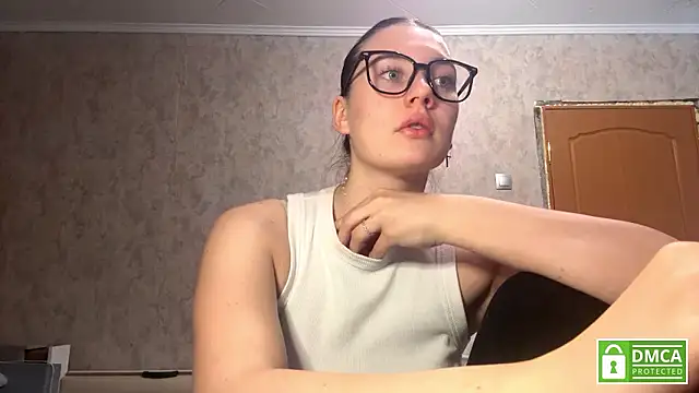 Jolievic online show from March 4, 10:11 am