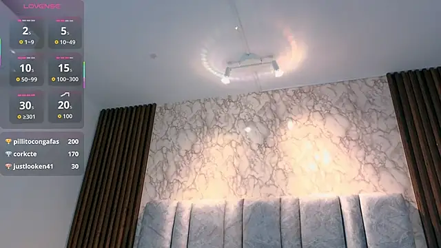 naomy smithxx online show from February 12, 12:40 pm