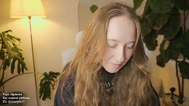 Scarlett NoirMuse online show from February 23, 8:41 pm