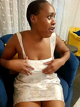 Barbieee1301 online show from February 19, 5:23 pm