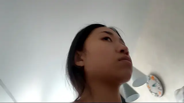 SweetMiaXO online show from February 16, 3:28 am