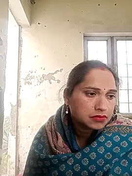 Cute-karisma1234 online show from February 26, 2:32 am