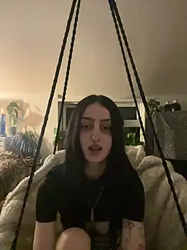 bellaxlauren online show from May 15, 10:12 pm
