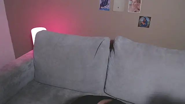 eroimi online show from February 14, 5:15 pm