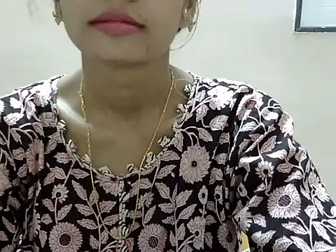Kulsum S online show from May 9, 1:02 pm