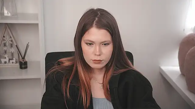 MarnieWootan online show from February 26, 7:18 am