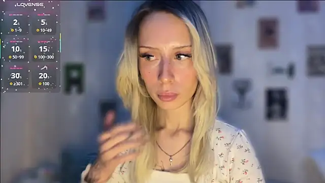 DellaCampbell online show from February 9, 3:03 pm