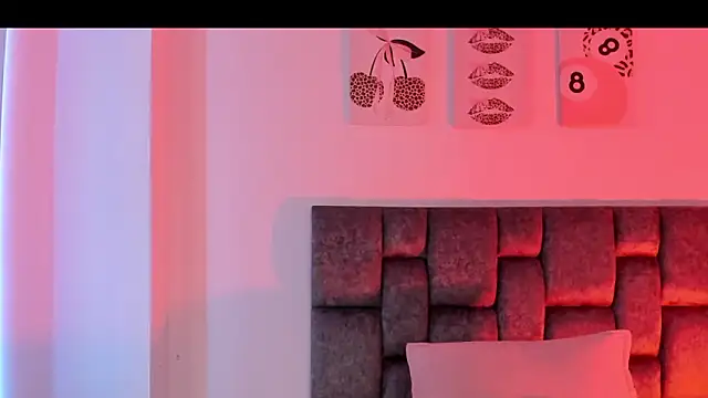 Isabella Moon9 online show from March 28, 12:04 pm