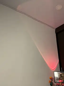 kittysophie  online show from February 2, 1:37 am