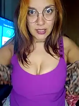 kuramaqueen online show from July 6, 6:40 am