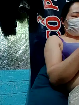 YIYI-502 online show from February 27, 2:50 pm