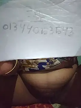 Romantic-Couple999 online show from June 19, 3:15 pm