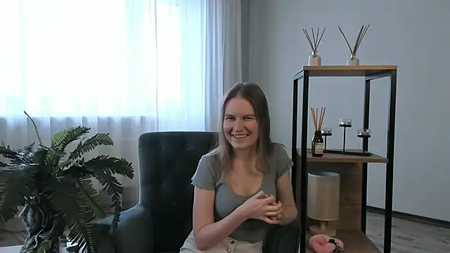 CleliaRostek online show from February 10, 9:01 am