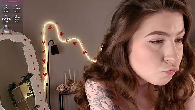 Courtney C online show from February 15, 5:10 am