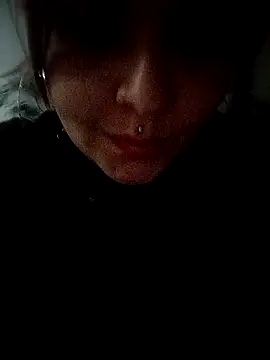 Andreahot34 online show from May 1, 1:31 am