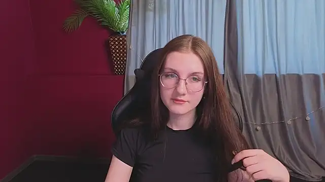 VixenLight online show from February 25, 3:16 am