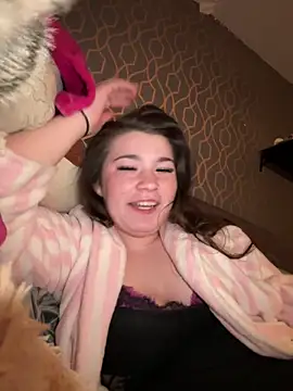 SpicyRed x online show from February 22, 9:59 pm