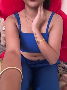 kavyababy00 online show from March 1, 9:42 am