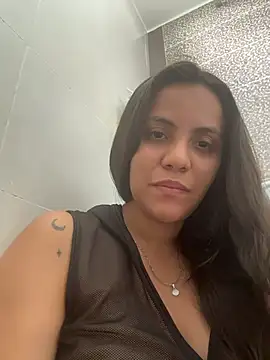 paulina ponce online show from February 24, 9:35 pm