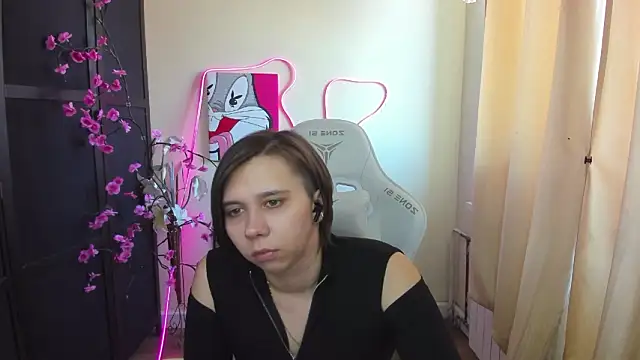 Scarlet Sirenn online show from March 10, 8:40 am