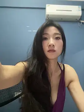 XiaoGui10 online show from May 28, 3:32 pm