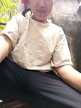 Ami-su online show from April 5, 10:25 am