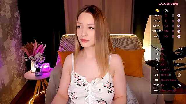 cherrykississ online show from February 27, 8:47 am