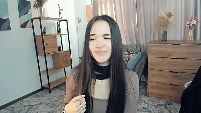 AvantgardAlone online show from February 9, 10:17 am