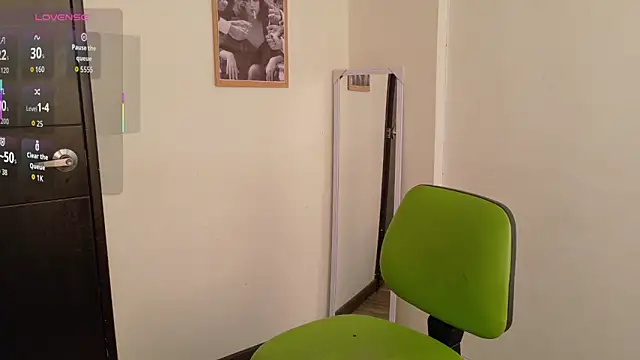 PaulaSantanaOf online show from February 14, 5:26 pm