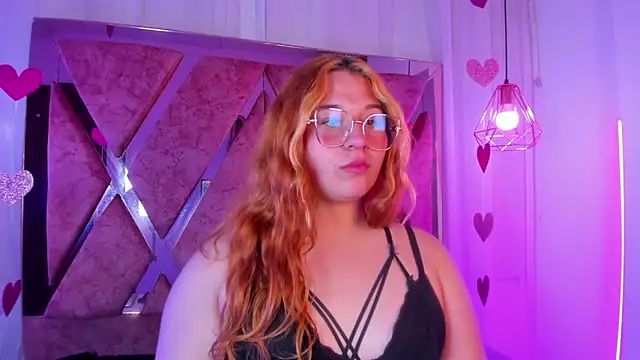 shantal cooper  online show from February 23, 9:25 pm