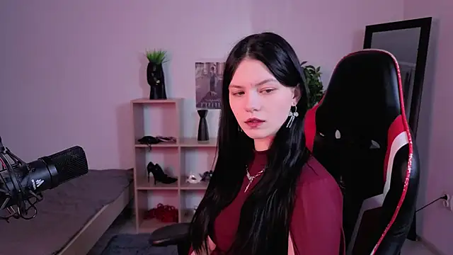 Maria trend online show from February 18, 7:02 pm