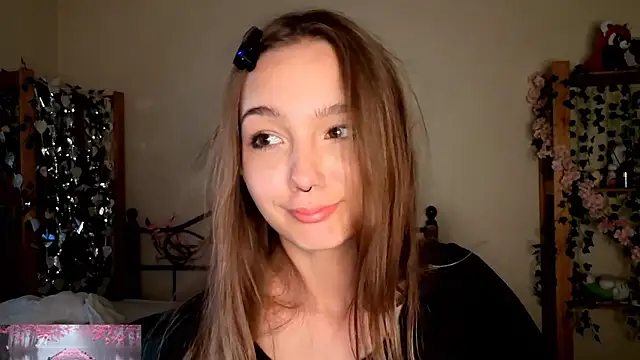 HoneyComfy online show from June 9, 2:16 pm