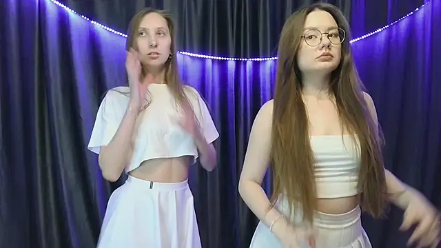 GloriaWalkerJr online show from February 21, 3:46 pm