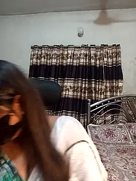 Nusrat Faria online show from July 11, 9:04 pm